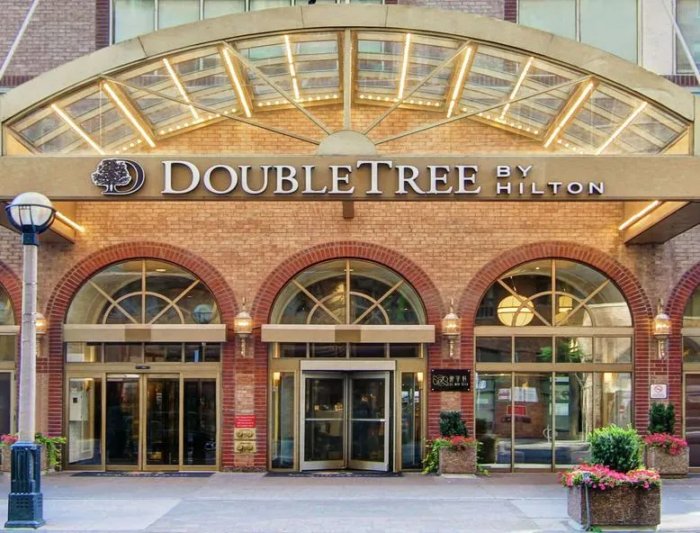 DoubleTree by Hilton Toronto Downtown
