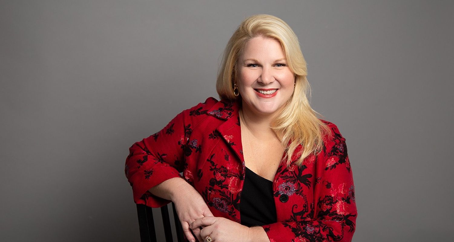 Headshot of Laura Tamblyn Watts